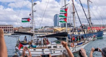 La flotilla más grande con ayuda humanitaria zarpó con destino a Gaza