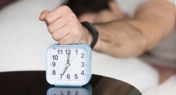 Un científico del CONICET explica por qué en Argentina nos levantamos de noche 