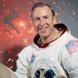 Murió Jim Lovell, el astronauta que dijo "Houston, tenemos un problema"