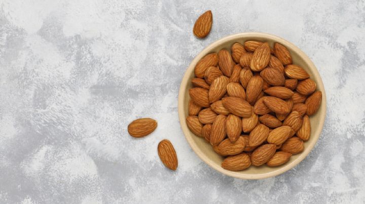 Cinco razones por las que deberías comer almendras todas las noches 