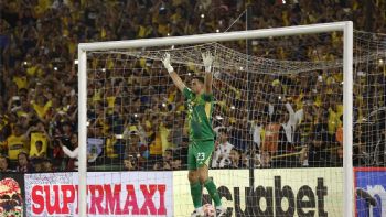 Dibu Martínez fue nominado por la FIFA para el premio The Best a mejor arquero