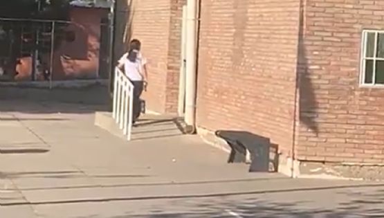 Una joven de 14 años entró armada a una escuela y disparó