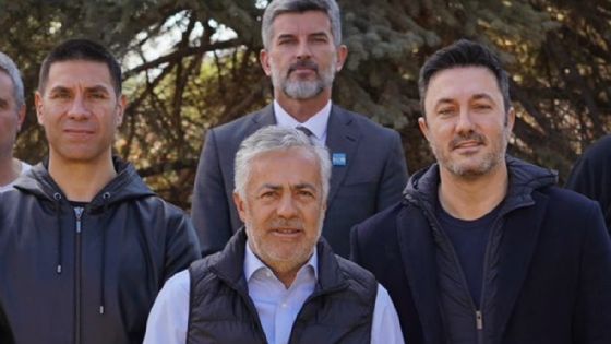 A Cornejo se le desbandó la tropa en medio de la disputa por la sucesión