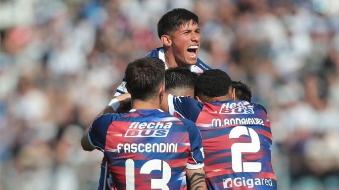 Unión ganó en La Plata ante Gimnasia y es sorpresivo líder