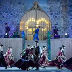 Escándalo en Vendimia: un jurado fue atrapado jugando con el celular