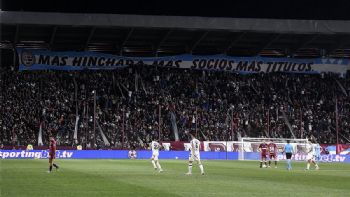 Aprevide "amenazó" a los hinchas de la U de Chile antes del duelo contra Lanús