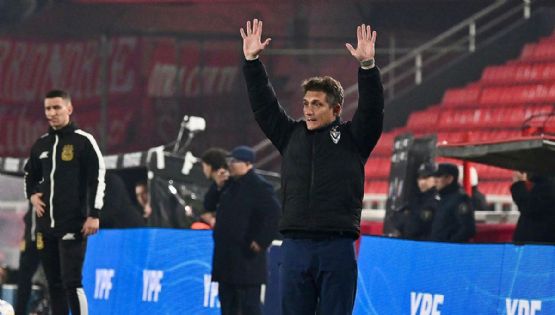 Vélez y Racing, en el partido de ida de cuartos de final