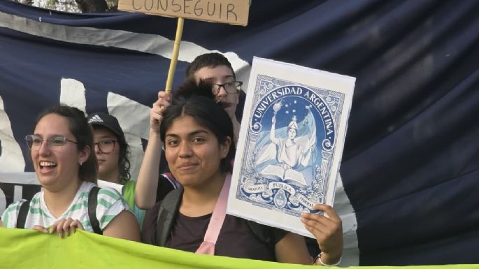 Una multitud asistió a la Marcha Federal Universitaria en Mendoza