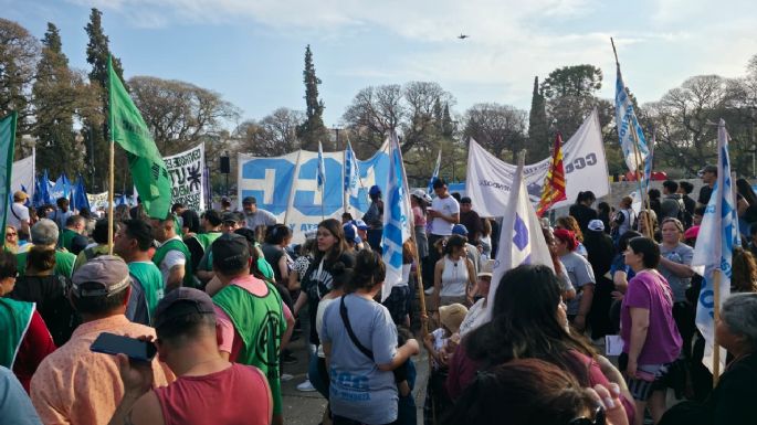 Una multitud asistió a la Marcha Federal Universitaria en Mendoza