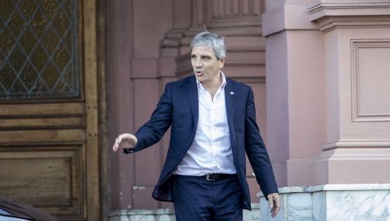 Caputo intenta calmar a los mercados tras un jueves negro