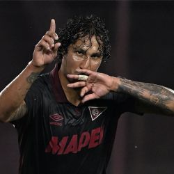 Lanús derrotó a Platense y subió al cuarto puesto