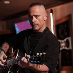 ¿Qué dijo Eros Ramazzotti sobre el video con Evangelina Anderson?