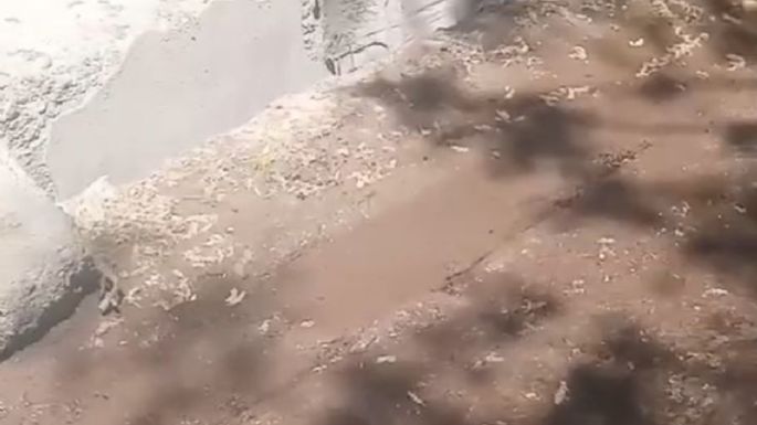 Barrio Corredor Urbano: los vecinos llevan un mes reclamando por una pérdida de agua