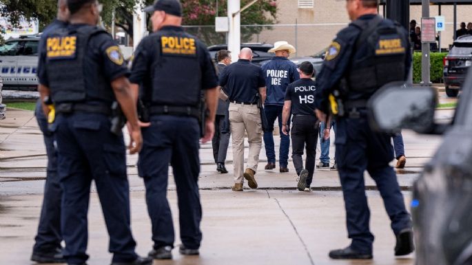 Tirador suicida disparó en un centro de inmigración