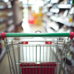 Cuánto cuesta llenar el changuito en Mendoza, San Juan y San Luis