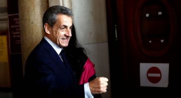 El expresidente Sarkozy fue condenado a cinco años por asociación ilícita
