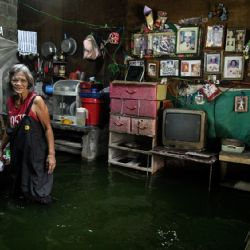 La severa tormenta tropical azotó Filipinas y dejó 10 muertos