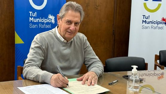 La letra chica de la autonomía municipal que promulgó Omar Félix