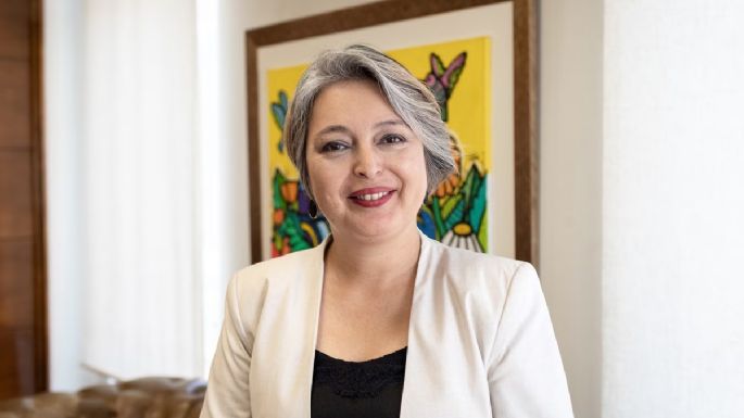 La comunista Jara lidera las encuestas en Chile