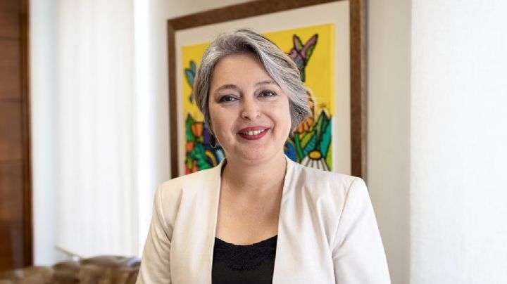 La comunista Jara lidera las encuestas en Chile