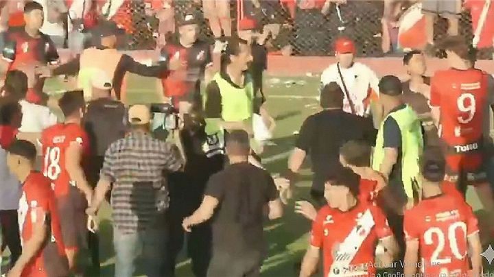 Lamentables incidentes tras la derrota de Maipú ante Colegiales