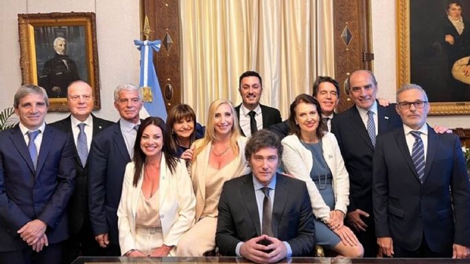 Cambios en el Gabinete post elecciones: el anticipo de Milei