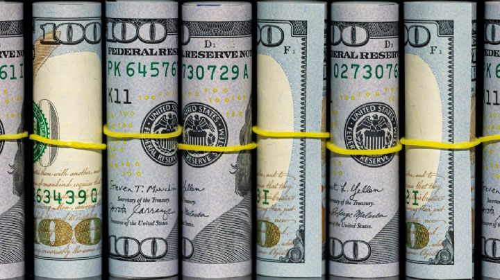 El dólar se dispara y acecha el límite de la banda