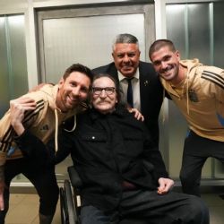 Fotos y videos: el encuentro entre Charly García y Lionel Messi