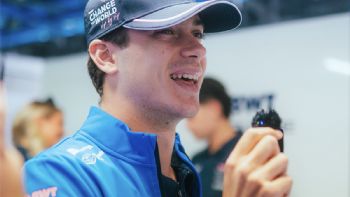 Colapinto a los besos con un uruguaya en México