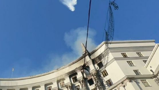 Así quedó el edificio gubernamental de Ucrania tras el ataque de Rusia