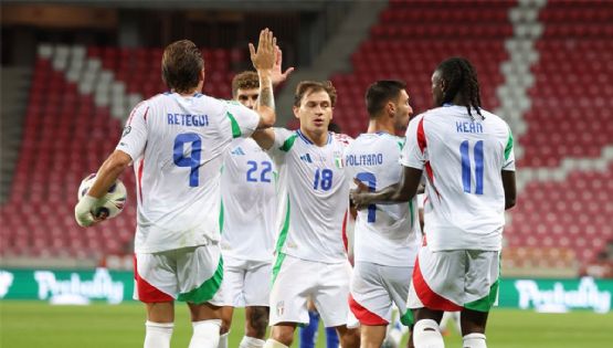 Mateo Retegui aportó 3 asistencias en el triunfo de Italia