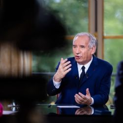 El primer ministro francés presentó su renuncia tras el revés del Parlamento