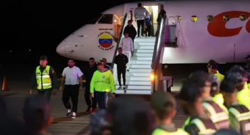 Llegan los deportados argentinos por Trump