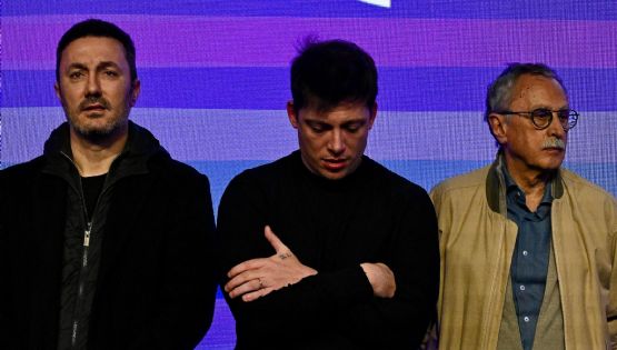 El ninguneo de Santiago Caputo a Luis Petri en pleno escenario