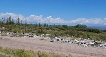La parte olvidada de Luján de Cuyo: el basural a cielo abierto de Ugarteche