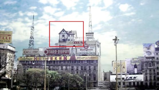 Venden el histórico chalet construido sobre una terraza a metros del Obelisco 