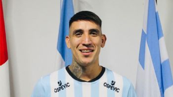 Racing de Córdoba presentó oficialmente a Ricardo Centurión