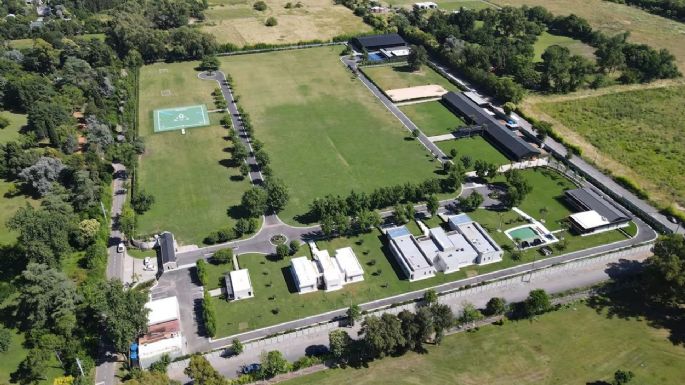 La tarjeta de crédito del dueño de la mansión de Pilar estaba asociada a la AFA