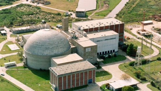 Energía nuclear de la era Milei: de la promesa de ser líder global al desmantelamiento de la política nuclear histórica argentina