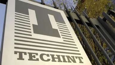 Foto iliustrativa de  Luz amarilla para acciones de empresas del Grupo Techint: qué advierten expertos a inversores