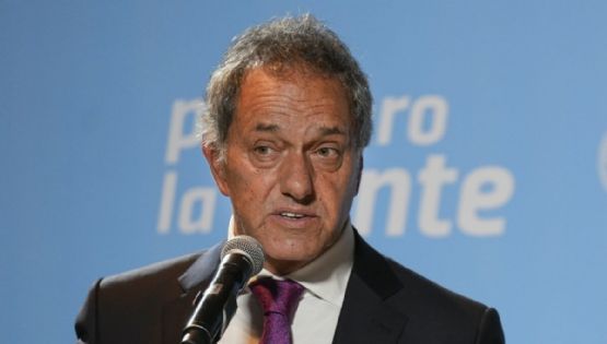 “Me tengo que ir a comer”: la insólita respuesta de Scioli al ser consultado por la AFA 