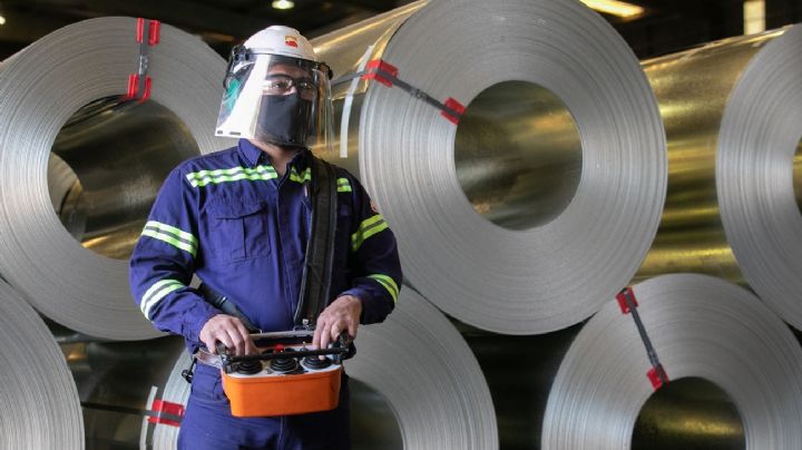 La producción de acero chino duplica la demanda en Latinoamérica