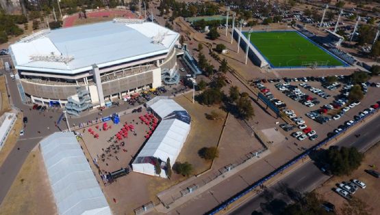 Este es el contrato que el Gobierno firmó por la concesión del estadio Aconcagua Arena