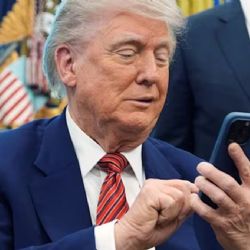 Trump confirmó que hay diálogo con los “altos mandos” de Cuba para buscar un acuerdo