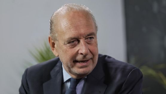 Manzano no para, ahora se vincula al diario El Universo de Ecuador