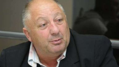 Foto iliustrativa de  Renunció Sperdutti a la Liga Mendocina de Fútbol y Gobierno convoca a la Comisión Directiva