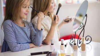 La ANMAT prohibió la venta de una serie de cosméticos infantiles