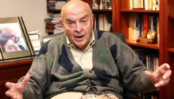 Cavallo critica la calma cambiaria y advierte por una recesión