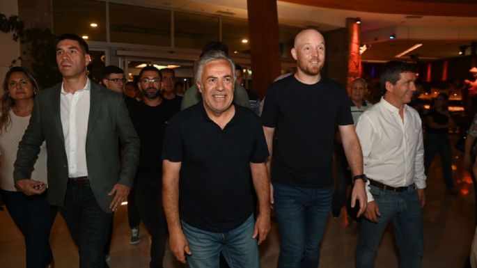 El tres a tres que arrojó el domingo electoral