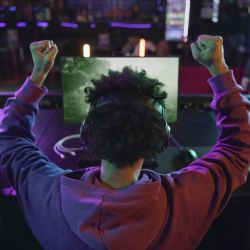 Senadores mantiene pisado el proyecto que combate las ciberapuestas